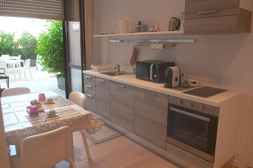 Four Rooms Guesthouse Oristano Extérieur photo